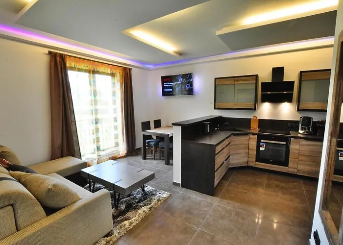 Home Apartments 17