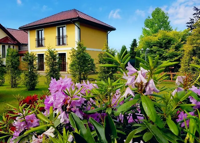 Home Apartments 17